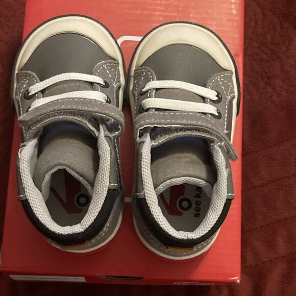 NWB New See Kai Run Dane Hi Top Grey leather sneakers, Little kids Sz 5 Gray - Picture 12 of 15